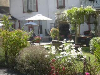Logis De La Chapelle Hotel 3*